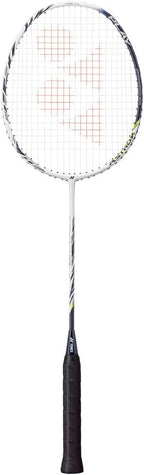 YONEX