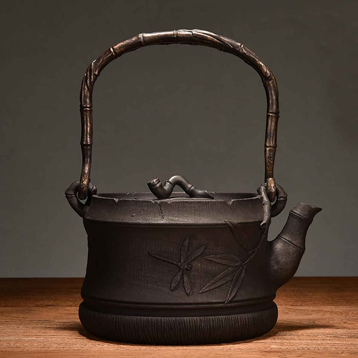 Cast Iron Teapot, Stovetop Safe Tea Kettle With handle, Asian Style Handmade Tea Pot For Home Camping Outdoor Use(1.2L, BlackB)