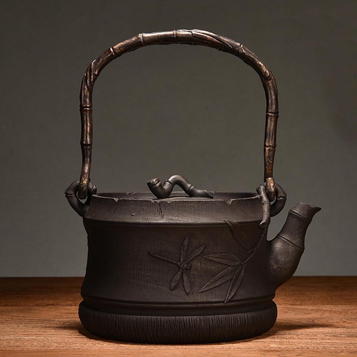 Cast Iron Teapot, Stovetop Safe Tea Kettle With handle, Asian Style Handmade Tea Pot For Home Camping Outdoor Use(0.9L, BlackK)