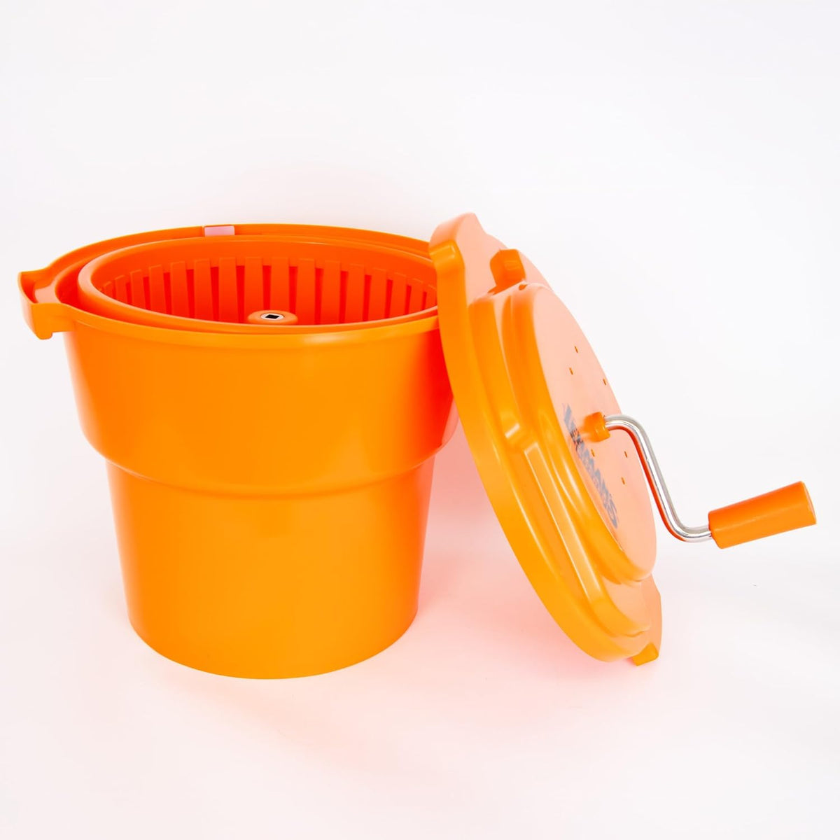 Lehman's Hand-Powered Laundry Spinner, Non-Electric Off-Grid Manual Clothes Wringer Alternative for Homesteading and Camping, 25L, 6.6 Gallon Capacity