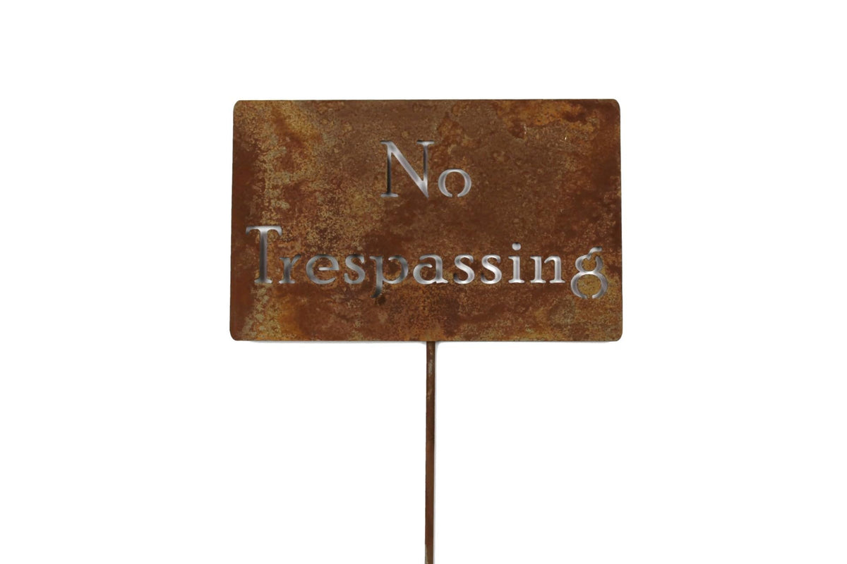 Funny Garden Stake 20 to 33 Inches Tall (I Wet My Plants, XL 33" Tall)