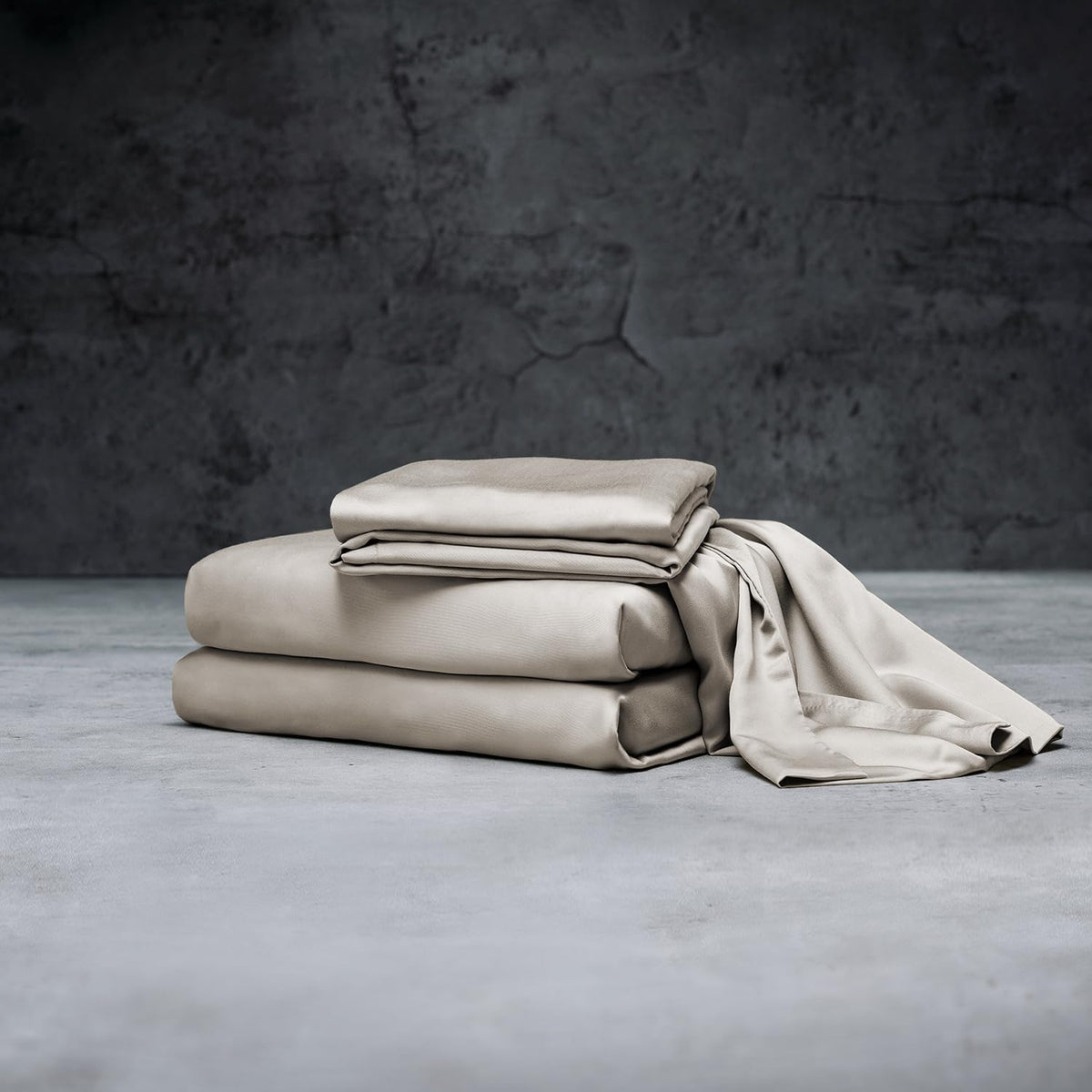 LUXOME Luxury Sheet Set | 100% Rayon (Viscose) from Bamboo | Queen Size - Charcoal | Deep Pockets | 4-Piece Set (Fitted, Flat, 2 Pillowcases)