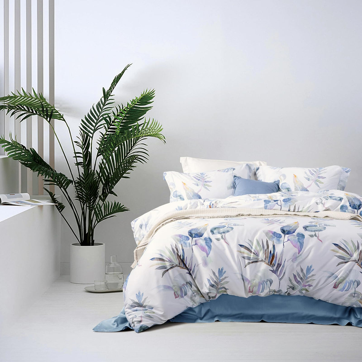 MILDLY White Floral Green Leaves Luxury Duvet Cover Set 3pcs King