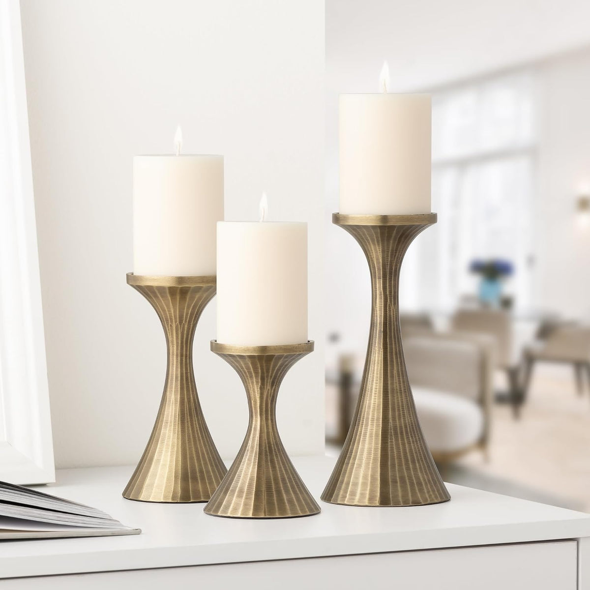 Torre & Tagus Tomar Metal Pillar Candle Holder Set of 3 Aluminum Candleholders in Vintage Gold as Mantle Decor for Living Room, Table Decor for Dining Table, Modern Kitchen Decor, Wedding Decoration