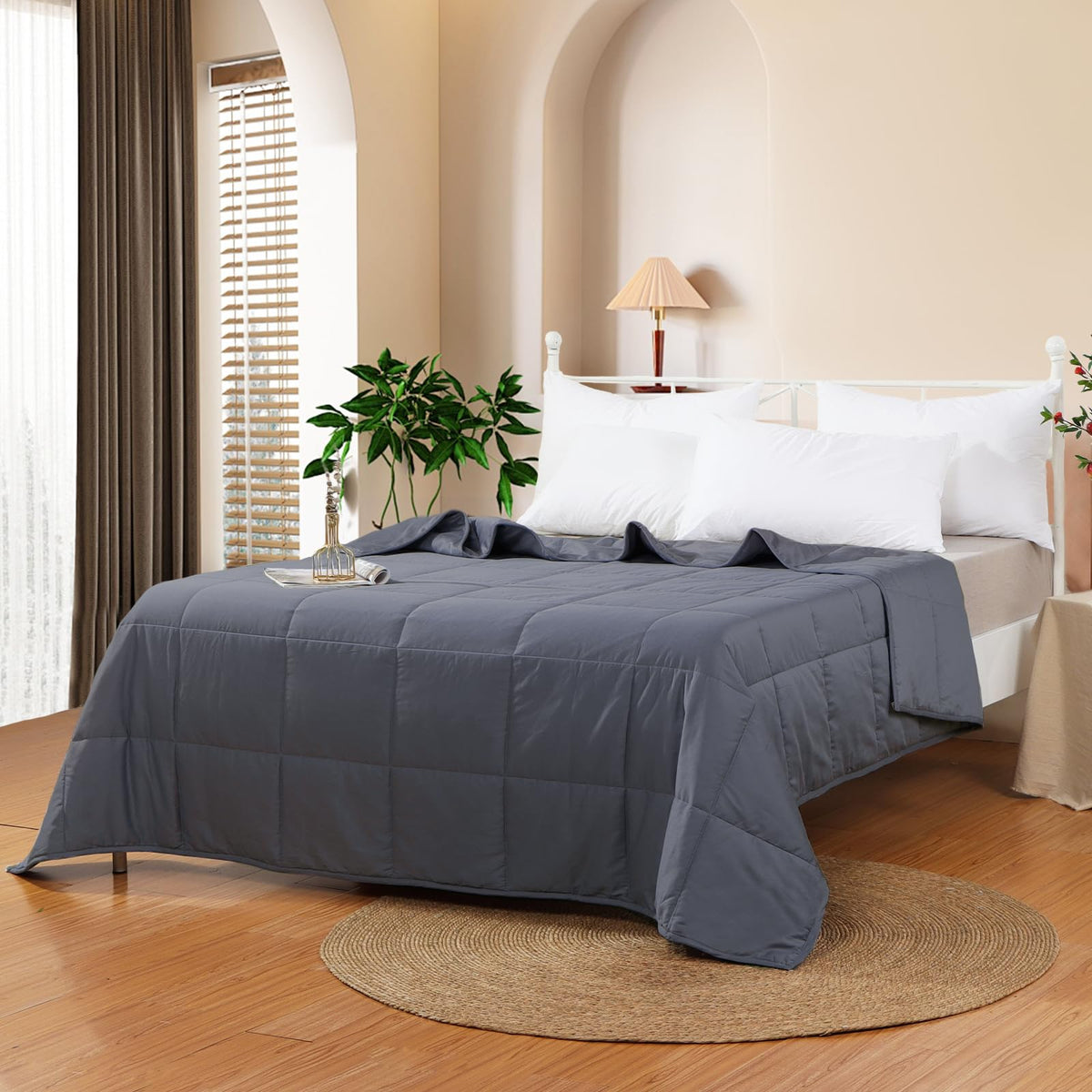 YOUR MOON Summer Lightweight Wool Comforter - Breathable & Thin Duvet Insert for Hot Sleepers, 100% Australian Lamb Wool Filling 100gsm with Pure Cotton Shell-Queen Size (White)