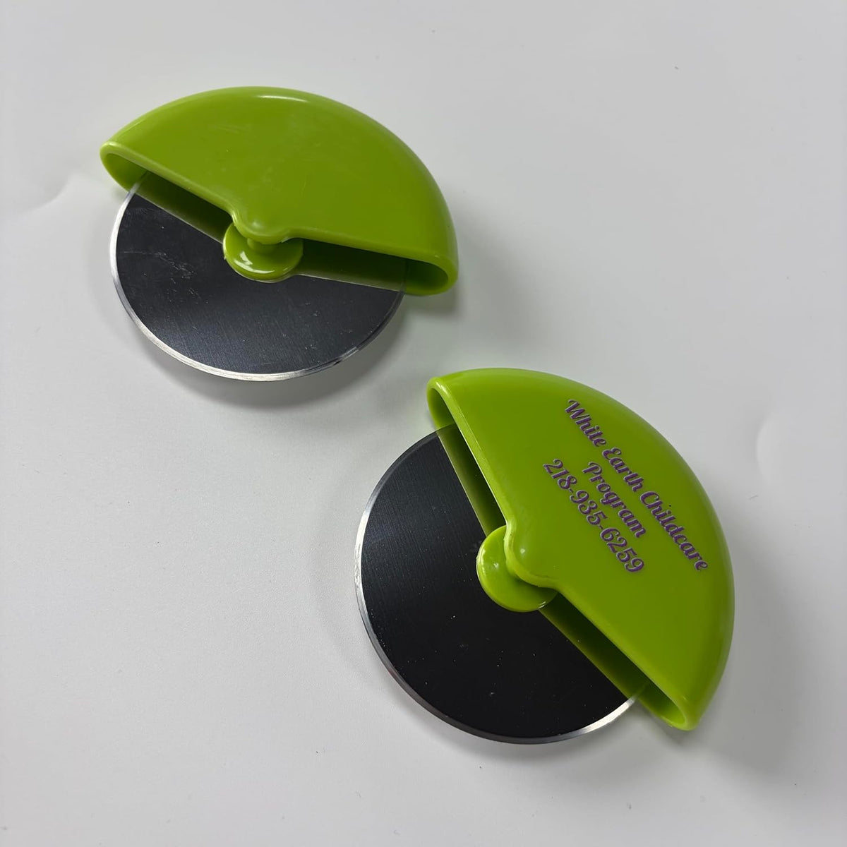 Custom Pizza Cutter Wheel – Personalized Stainless Steel & Plastic Pizza Wheel Cutter with Logo, Bulk Promotional Pizza Accessories for Restaurants & Food Service (50)
