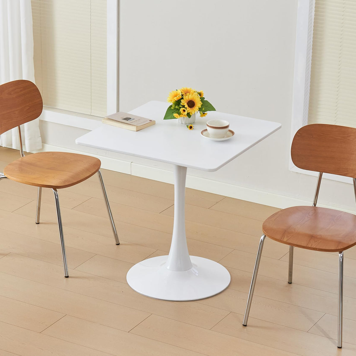 Round Dining Table, 31.5" Tulip Table (Black)