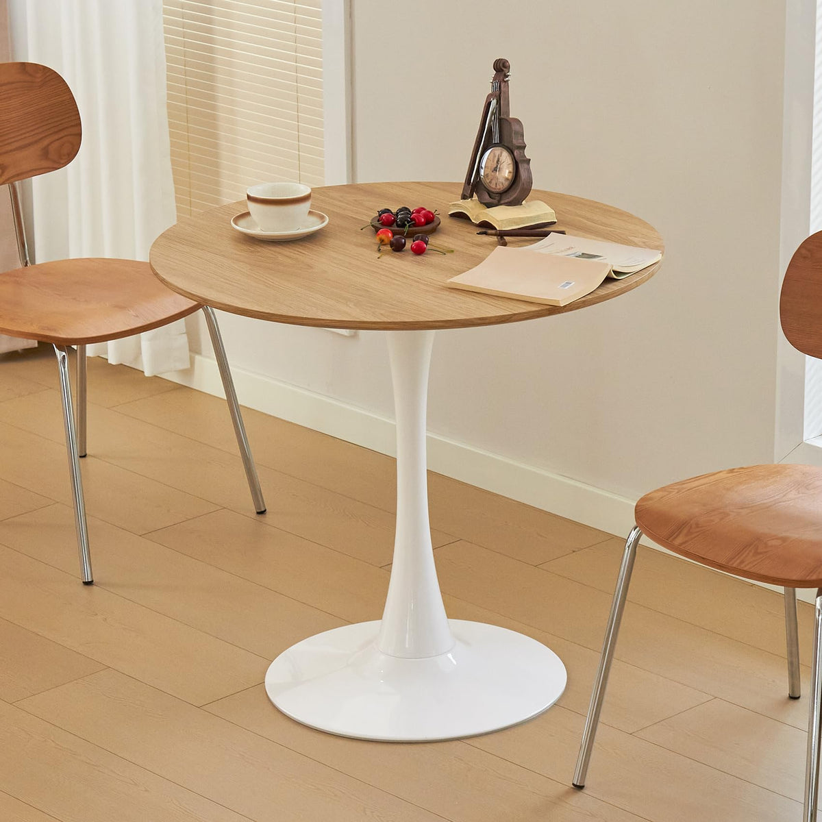 Round Dining Table, 31.5" Tulip Table (Black)