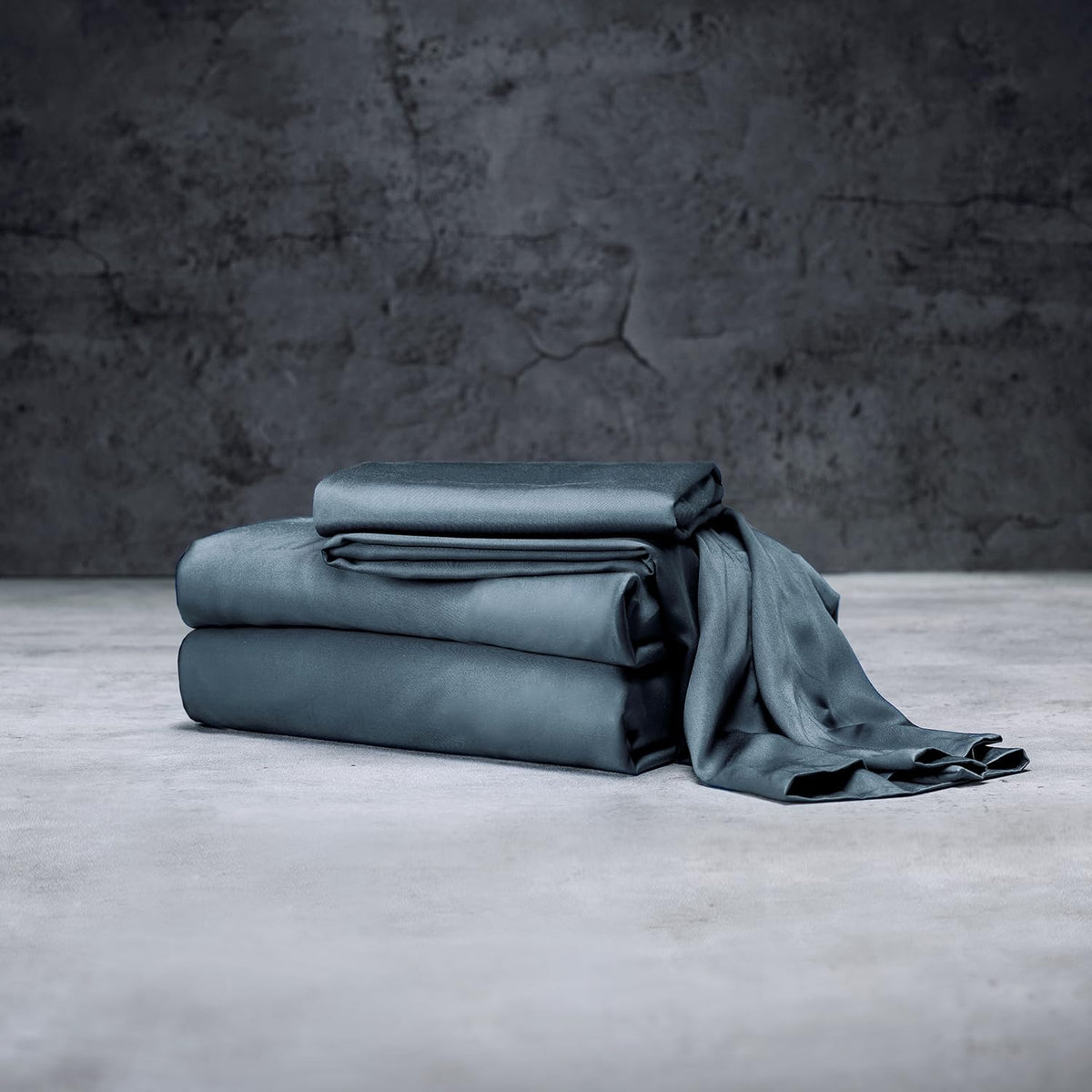 LUXOME Luxury Sheet Set | 100% Rayon (Viscose) from Bamboo | Queen Size - Charcoal | Deep Pockets | 4-Piece Set (Fitted, Flat, 2 Pillowcases)