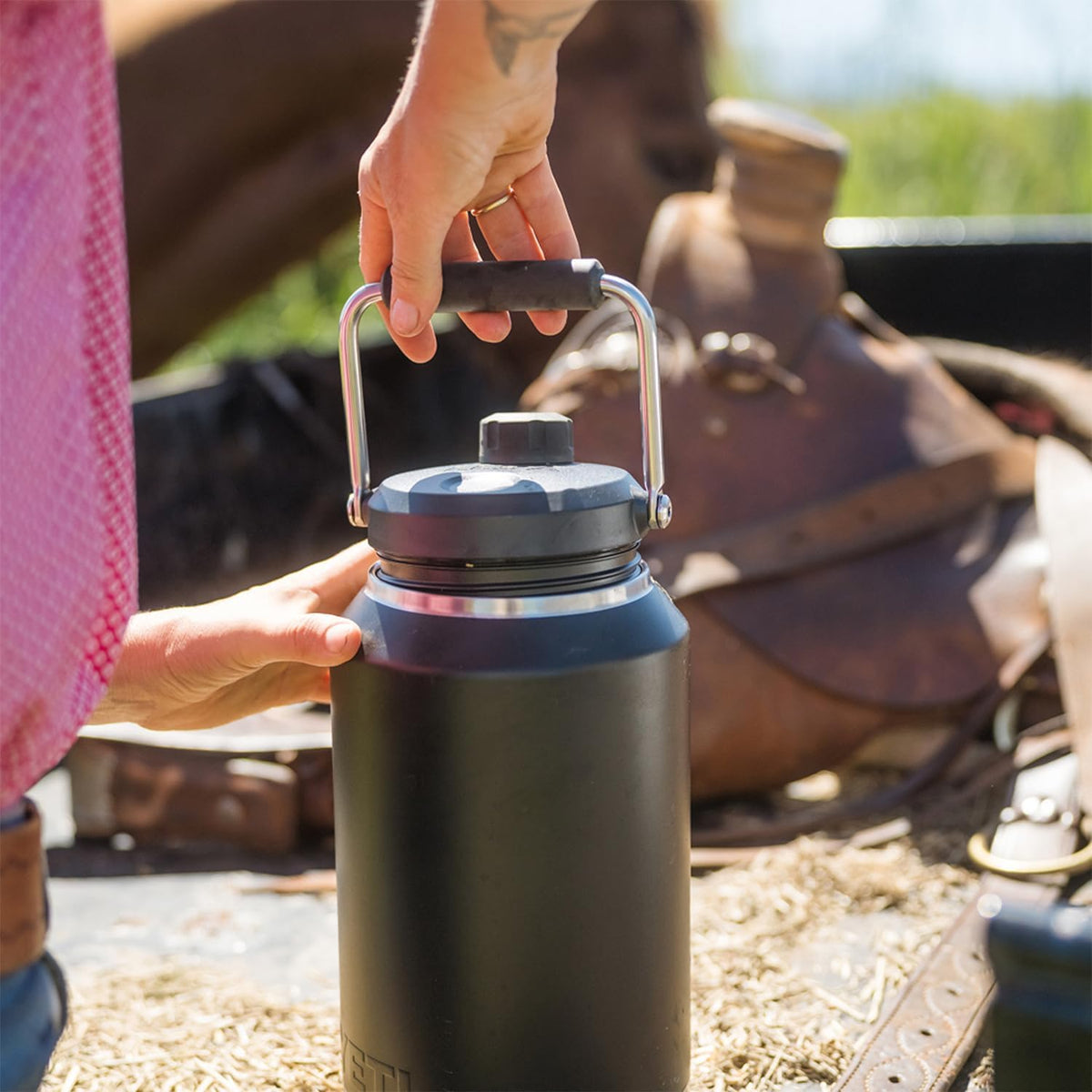 YETI Rambler Gallon Jug 2.0, Vacuum Insulated, Leakproof, Stainless Steel with MagCap, Black