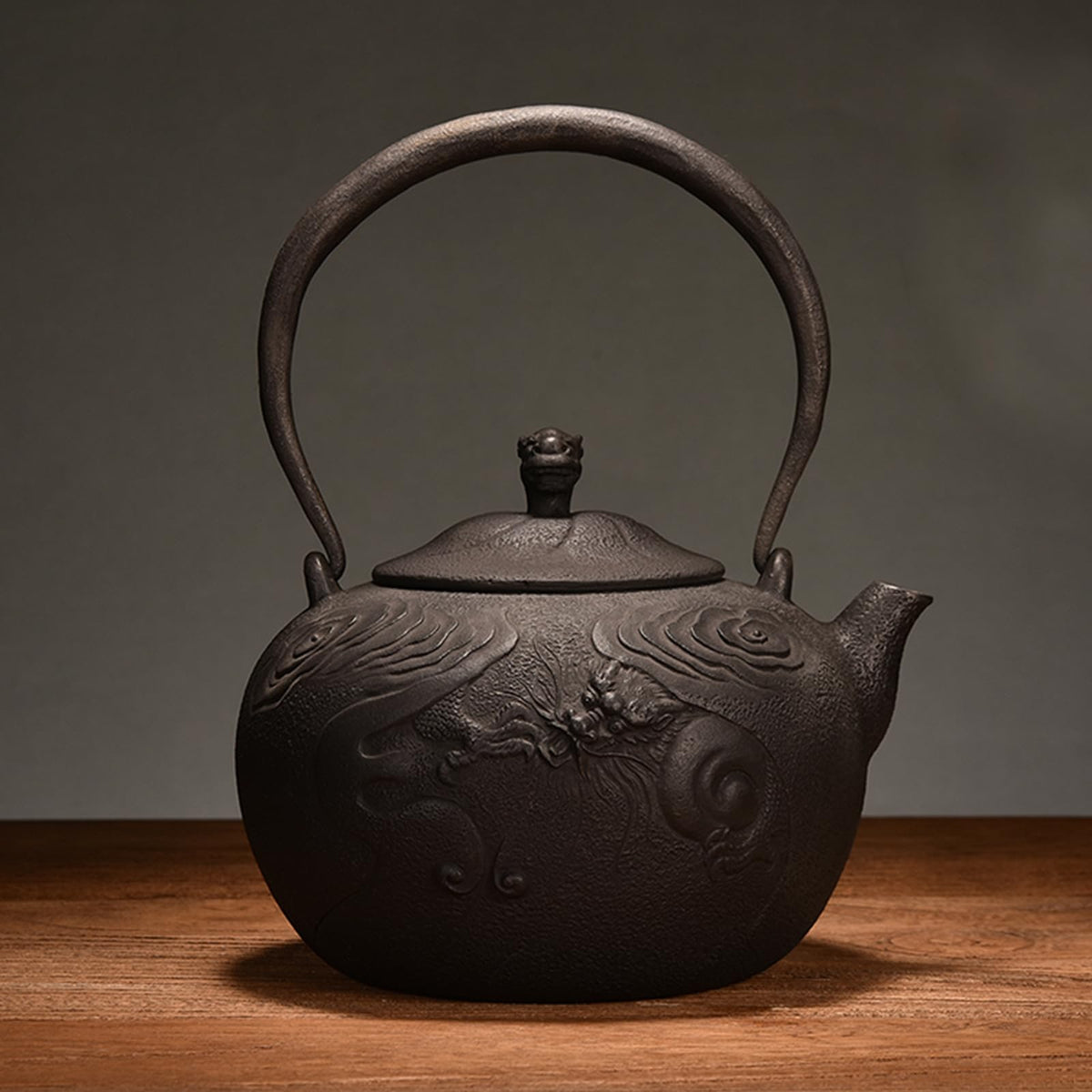 Cast Iron Teapot, Stovetop Safe Tea Kettle With handle, Asian Style Handmade Tea Pot For Home Camping Outdoor Use(1.2L, BlackA)