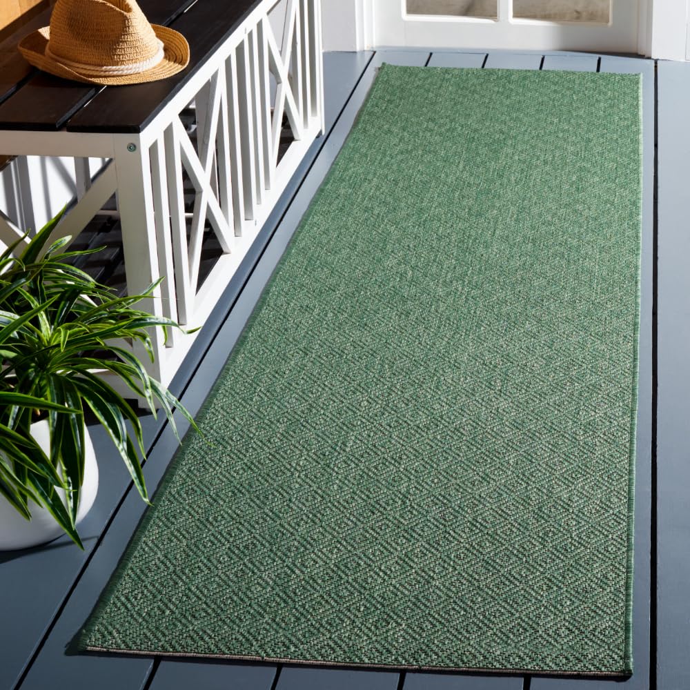 SAFAVIEH Washable Rug Outdoor Courtyard Collection - 5'3" x 7'7", Dark Green, Non-Shedding & Easy Cleaning, Ideal for Patio, Backyard, Mudroom (CY6520-32222)