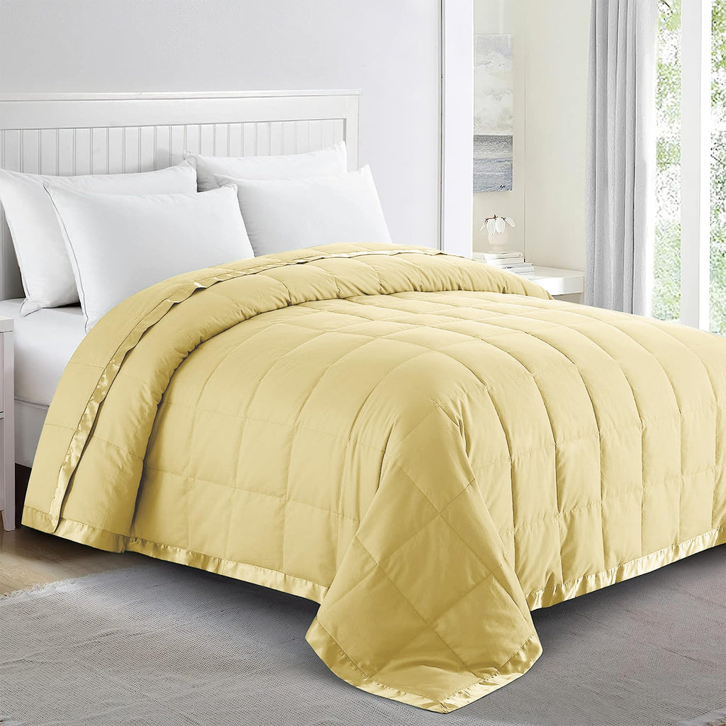puredown® Blankets Queen Size - Soft Lightweight Down Blanket for Bed, Cozy Warm Luxury Bed Blanket with Satin Trim, White (90"X90")
