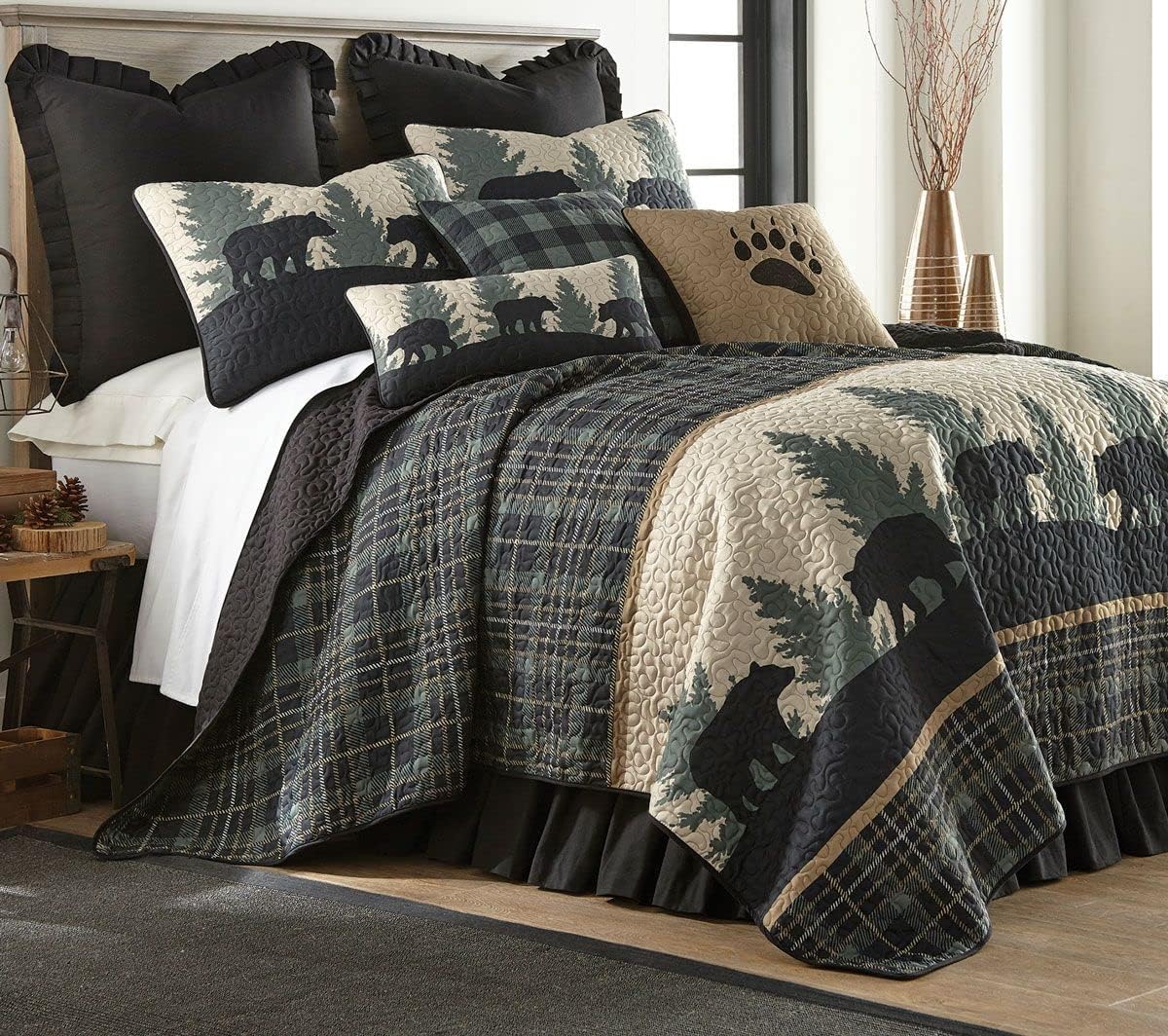 BLACK FOREST DECOR Timberland Plaid Bear Quilt 90" Wx90 L