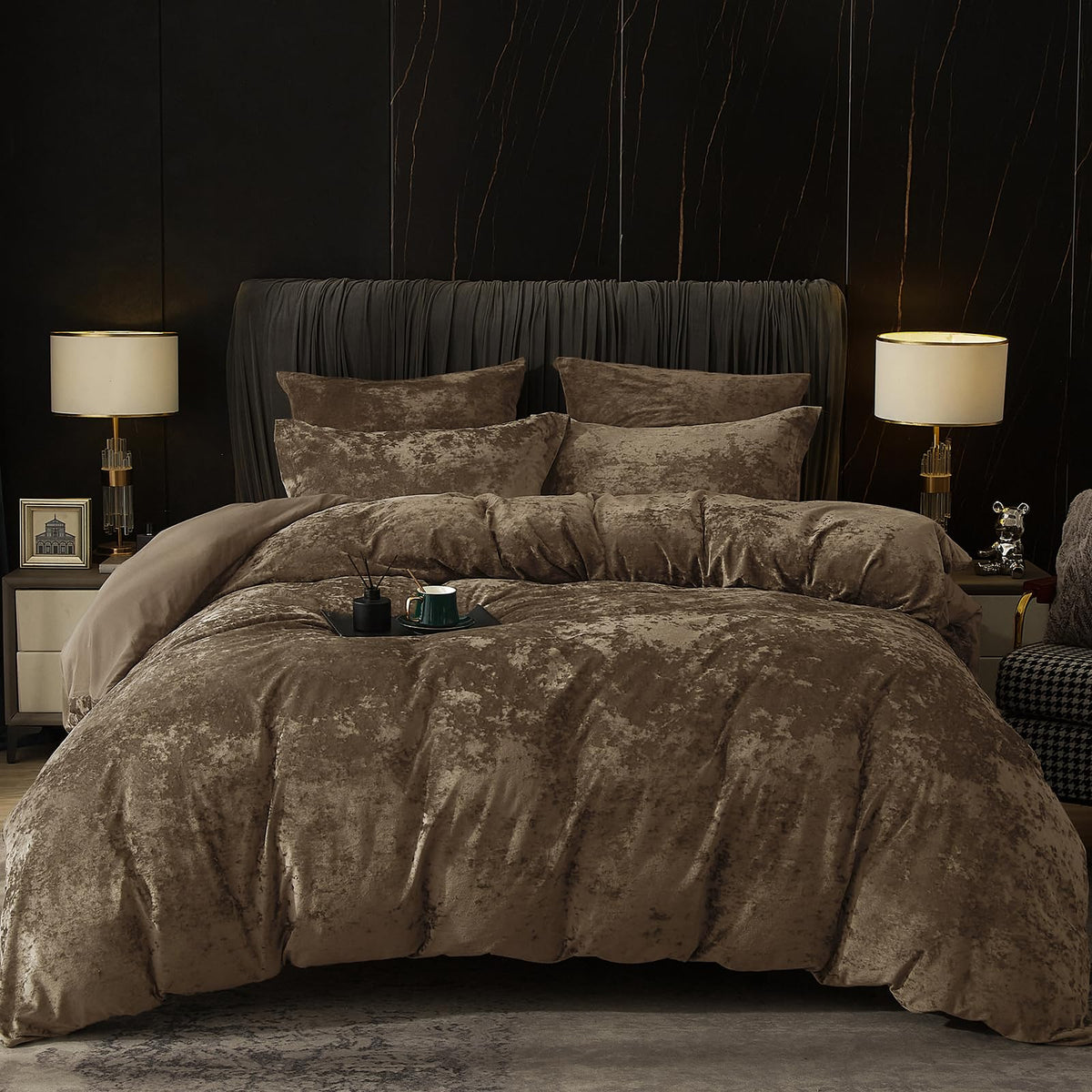 PHF Luxury Velvet Duvet Cover Set King Size, 3pcs 104" x 90", Cub