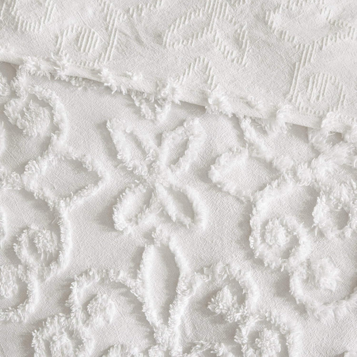 Misc Bright White Chenille Daybed Set Medallion Pattern Bedding Textured Soft Cotton Fabric Shabby Chic, 5 Piece