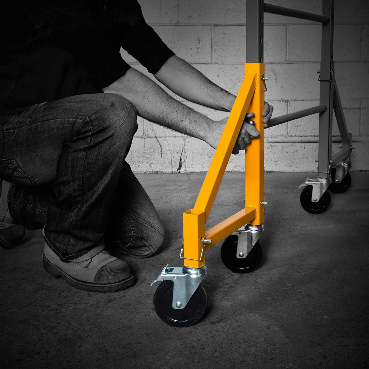 MetalTech 4 Pack Scaffold Outriggers, Baker Style Scaffolding Accessory Wheels, 14 Inch