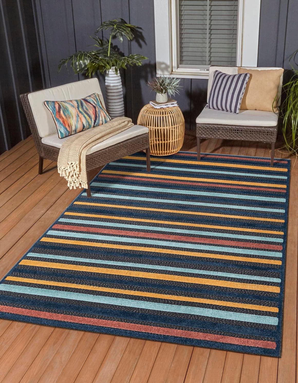 Unique Loom Belize Outdoor Collection Area Rug - Altun (7' 10" x 10' Rectangle, Charcoal/ Light Blue)