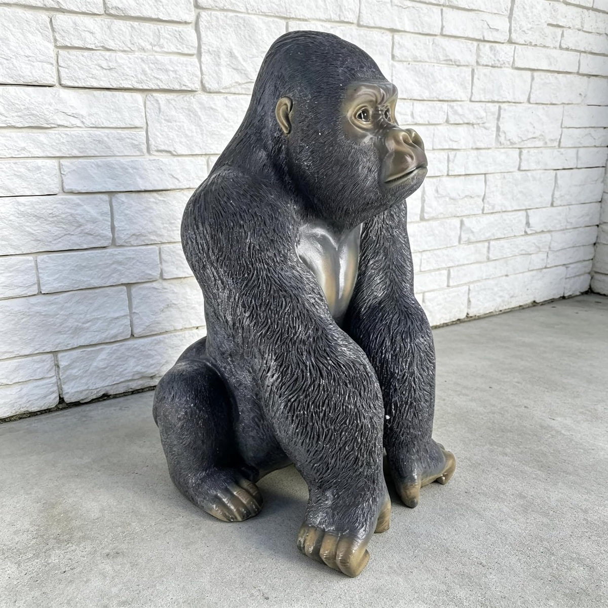 26.38" Realistic Gorilla Garden Statue, Durable Resin Silverback Figurine for Outdoor Yard Patio, Wildlife Decor Sculpture with Silver Chest Patch, Unique Gift for Animal Lovers
