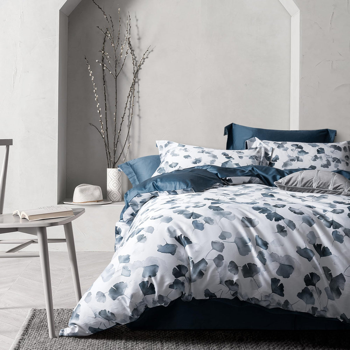 MILDLY White Floral Green Leaves Luxury Duvet Cover Set 3pcs King