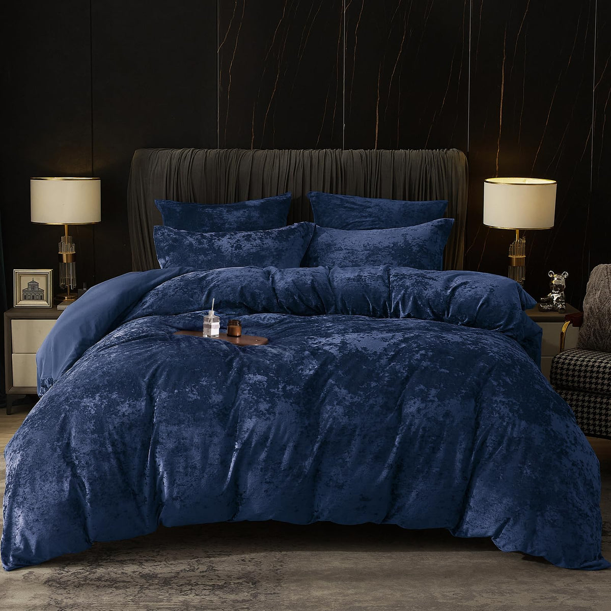 PHF Luxury Velvet Duvet Cover Set King Size, 3pcs 104" x 90", Cub