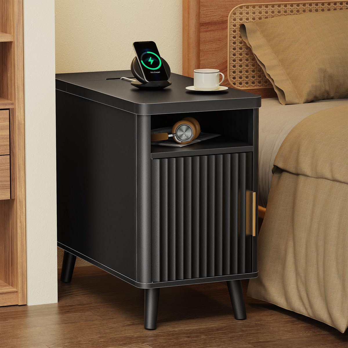 Huuger Narrow End Table with Charging Station, USB-C Port