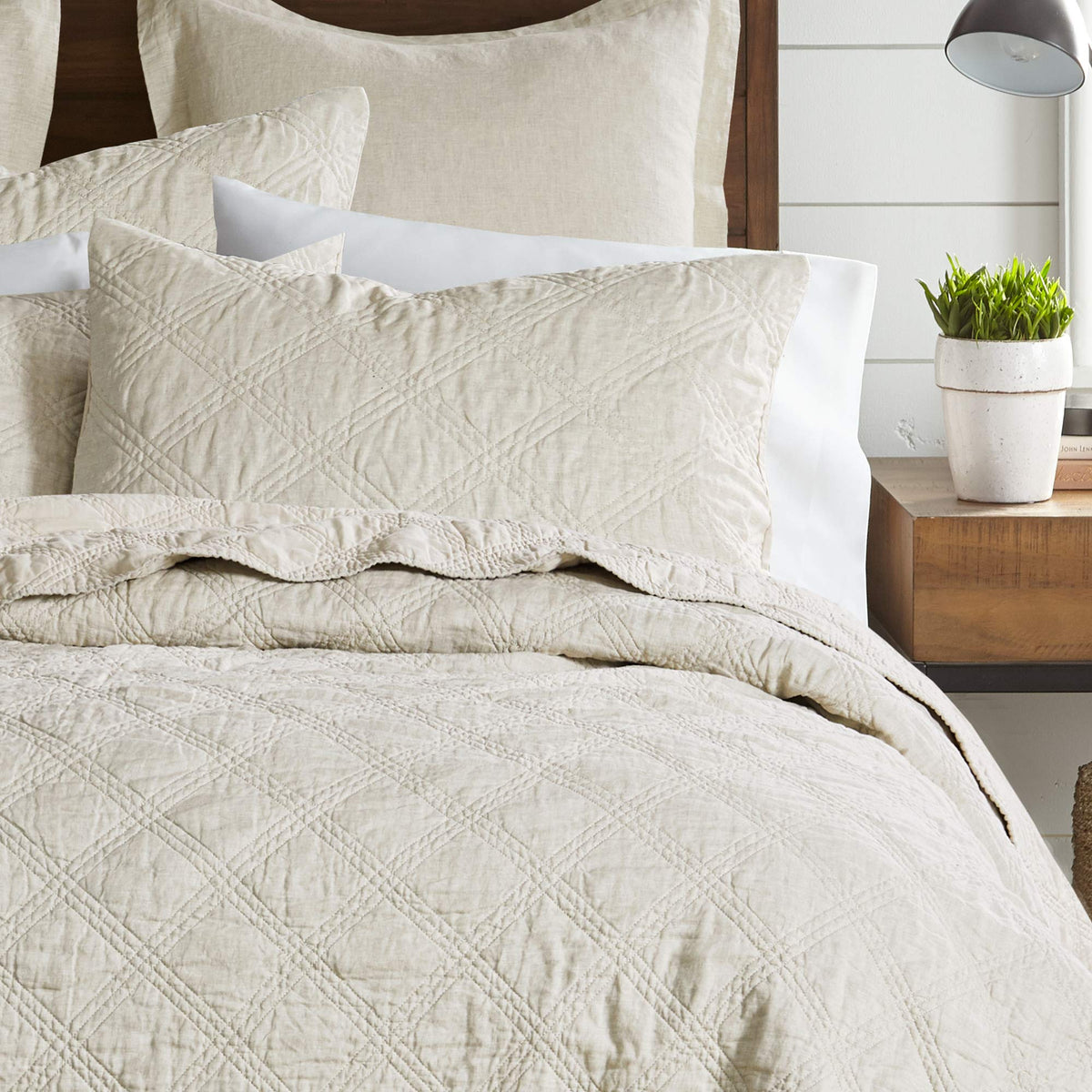 Levtex Home - 100% French Flax Linen Front/100% Cotton Back - Quilted Throw - French Flax Washed Linen - Charcoal - Throw Size (50 x 60in.)
