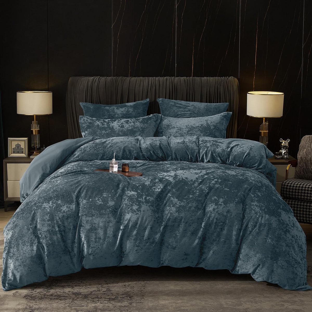 PHF Luxury Velvet Duvet Cover Set King Size, 3pcs 104" x 90", Cub