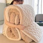 Insulation Hibiscus Winter Quilt, Thickened Super Soft Cashmere and Double Fabrics Warm Thicke Lambswool Quilt Core Sided Blanket(B,200x230cm-5KG)