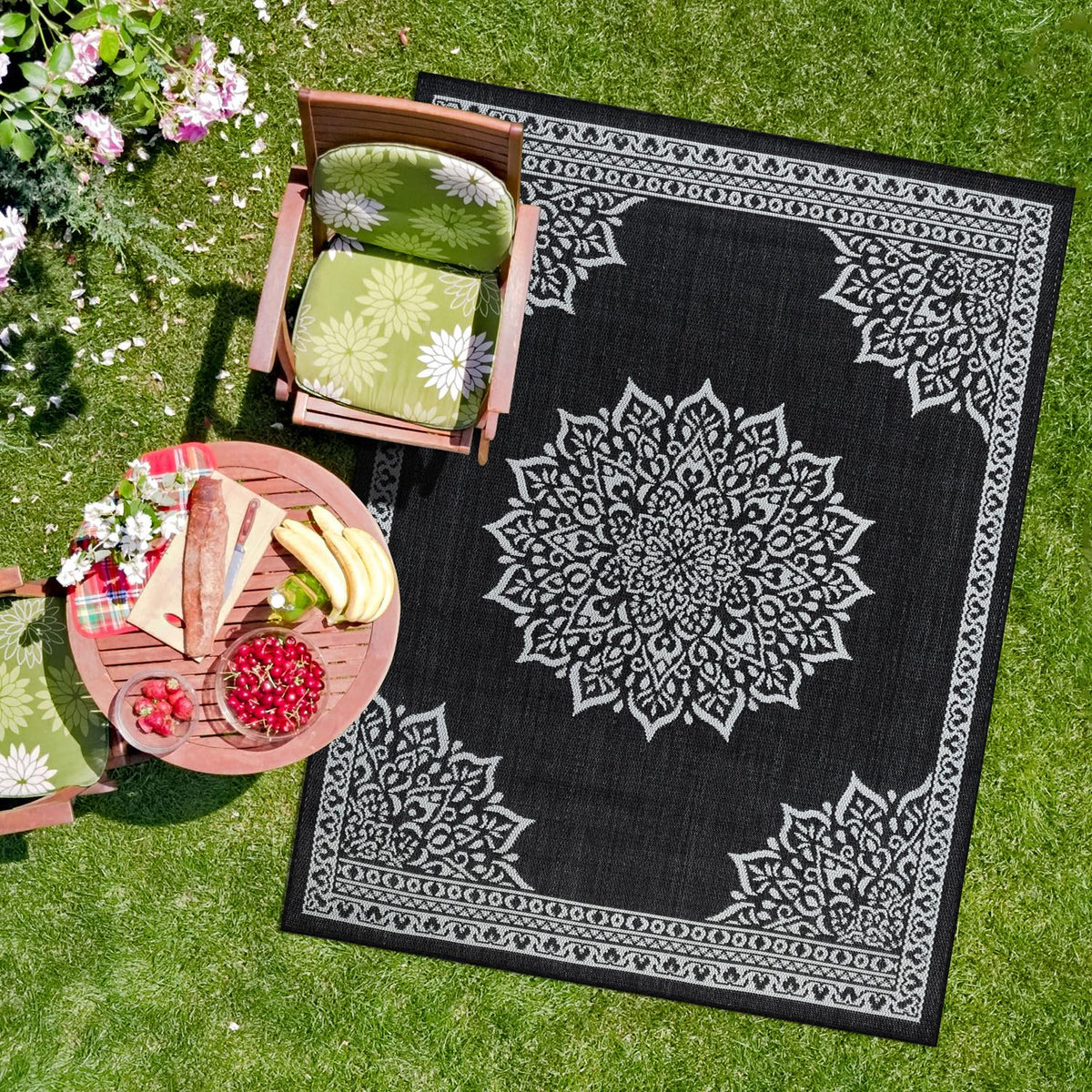 CAMILSON Outdoor Rug 6x9, Modern Outside Rugs for Patios Porches Waterproof Durable Washable Non-Shedding, Easy-to-Clean Indoor Outdoor Area Carpet (6 x 9, Bordered - Blue/White)