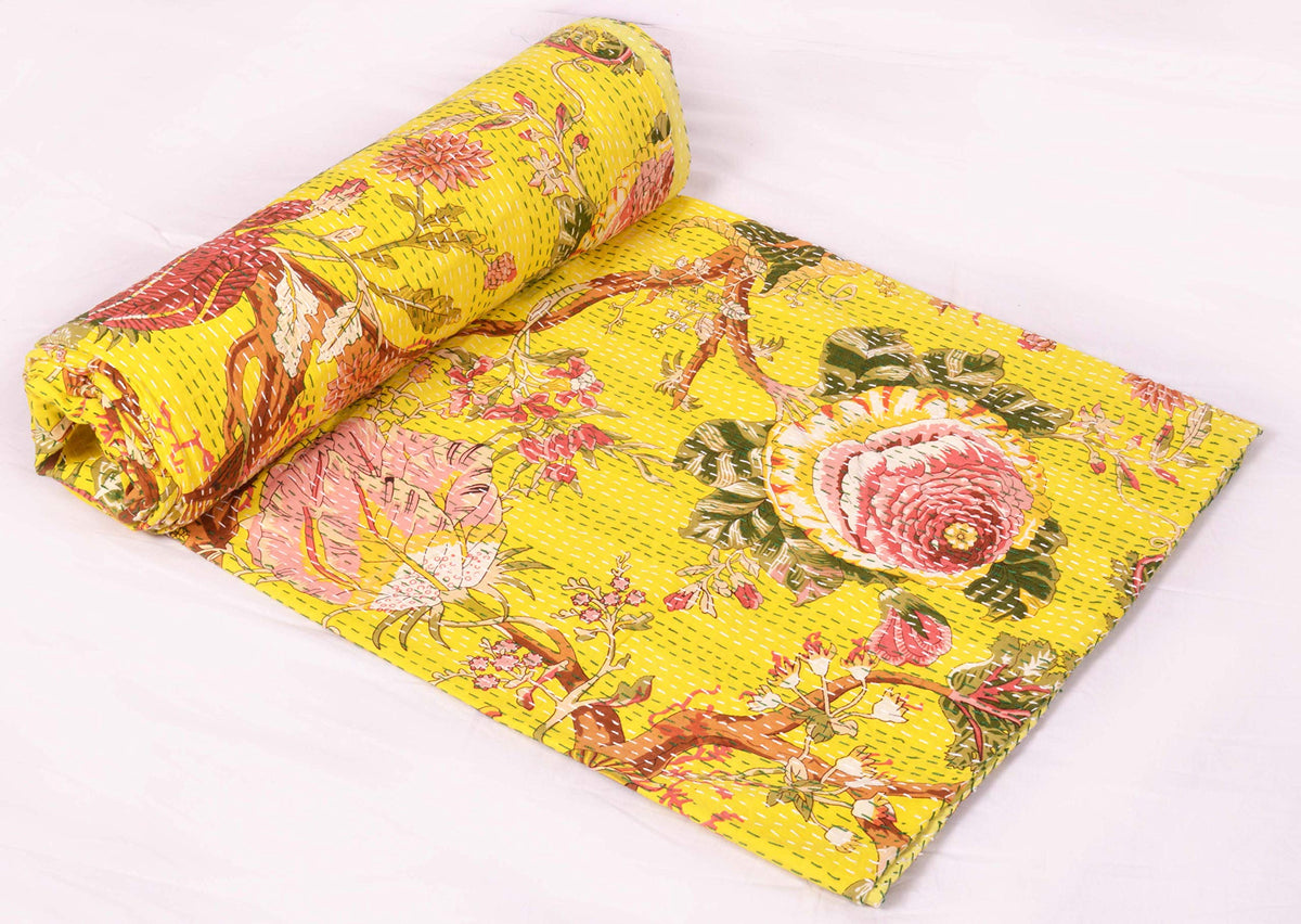 Indian Floral Print TwinQueen/King Size Kantha Quilt Kantha Blanket Bed Cover Kantha Bedspread Bohemian Bedding Kantha Blanket (Pink, Queen (U.S. Standard))