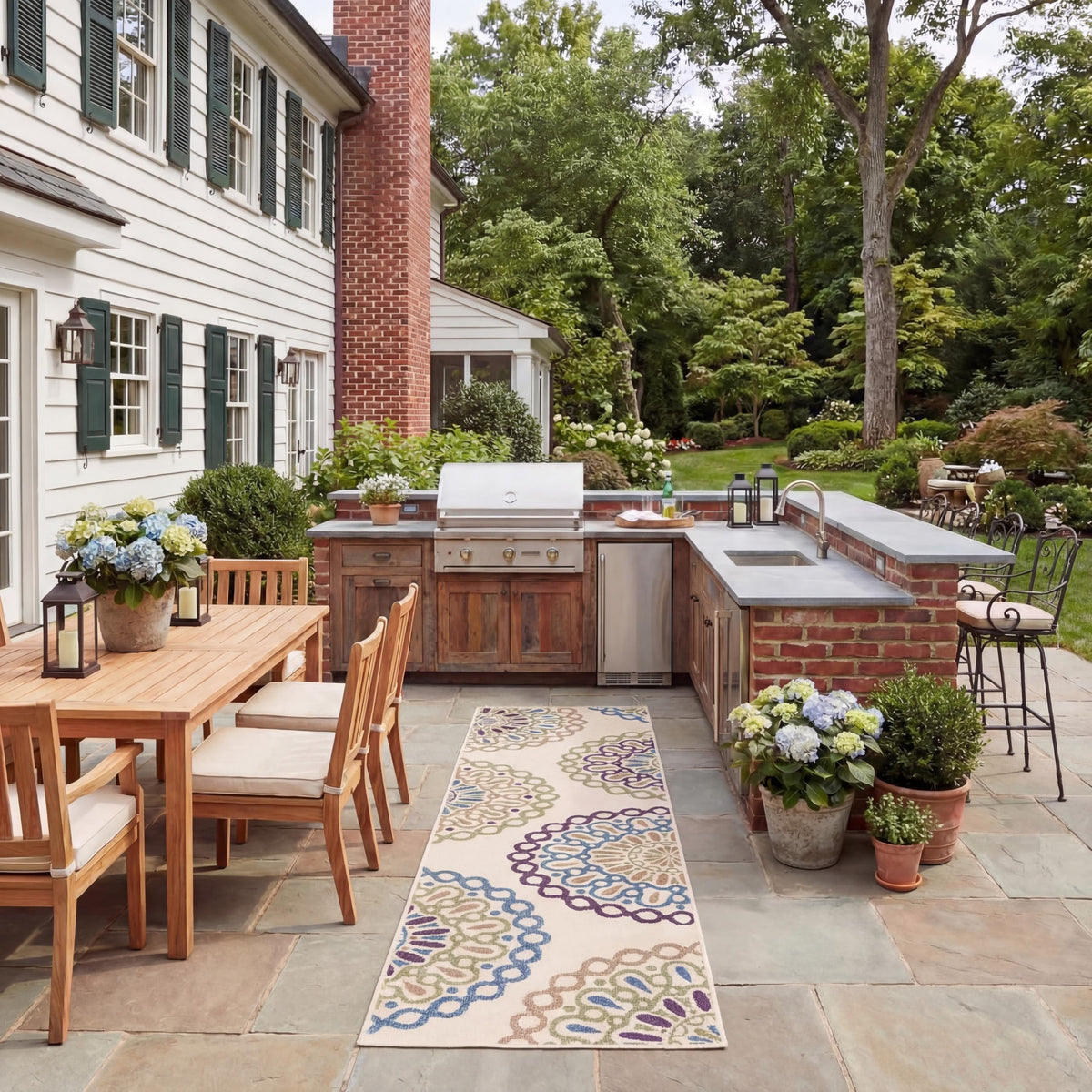 SAFAVIEH Washable Rug Outdoor Veranda Collection - 6'7" Round Cream & Terracotta, Non-Shedding & Easy to Clean, Ideal for Patio, Backyard, Mudroom (VER092-0715)