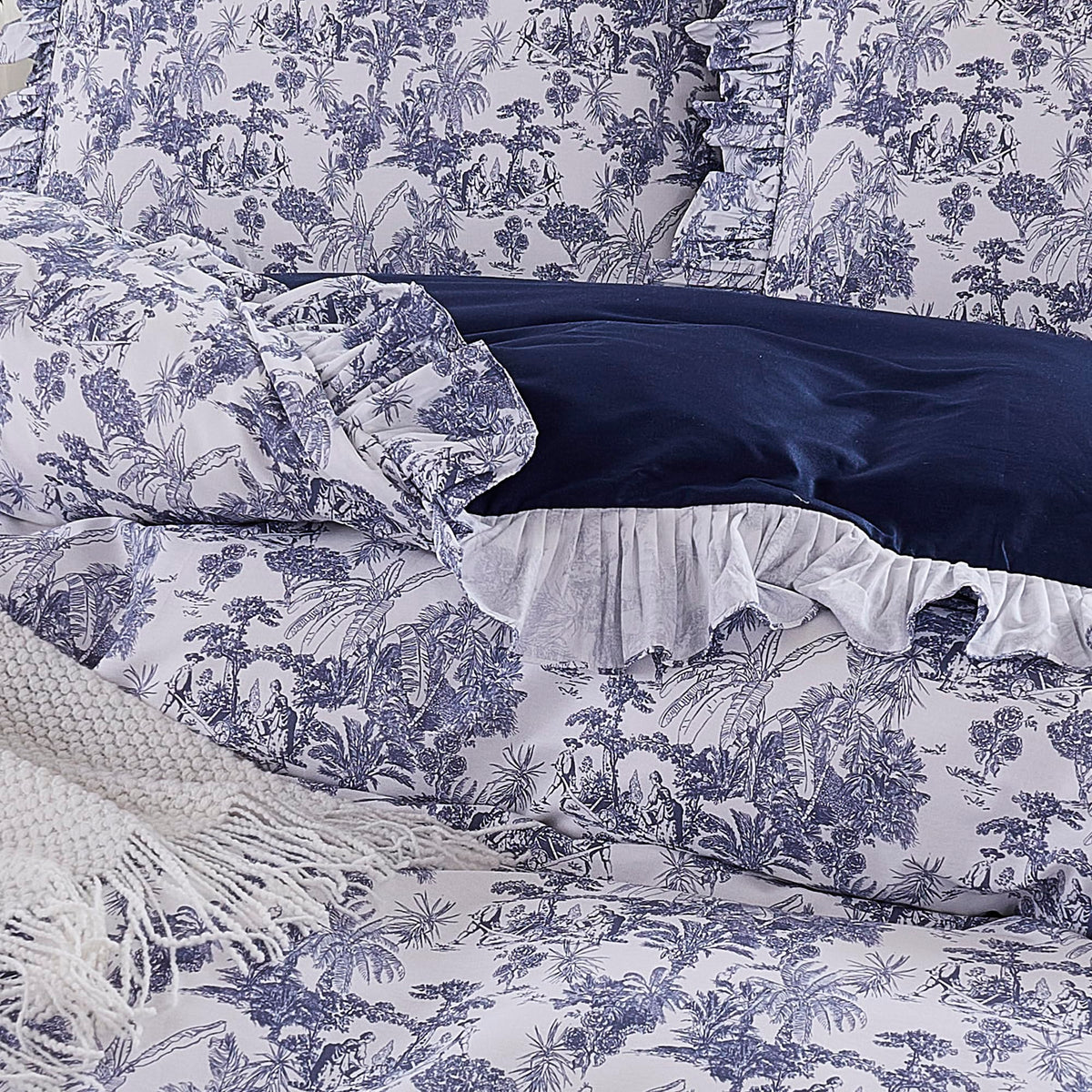 Brandream French Country Toile Queen Duvet Cover Set for Girl Women Bedroom Vintage Pink Toile Floral Print 100% Cotton Duvet Quilt Comforter Cover Pillow Shams Set with Delicate Ruffle Fringe