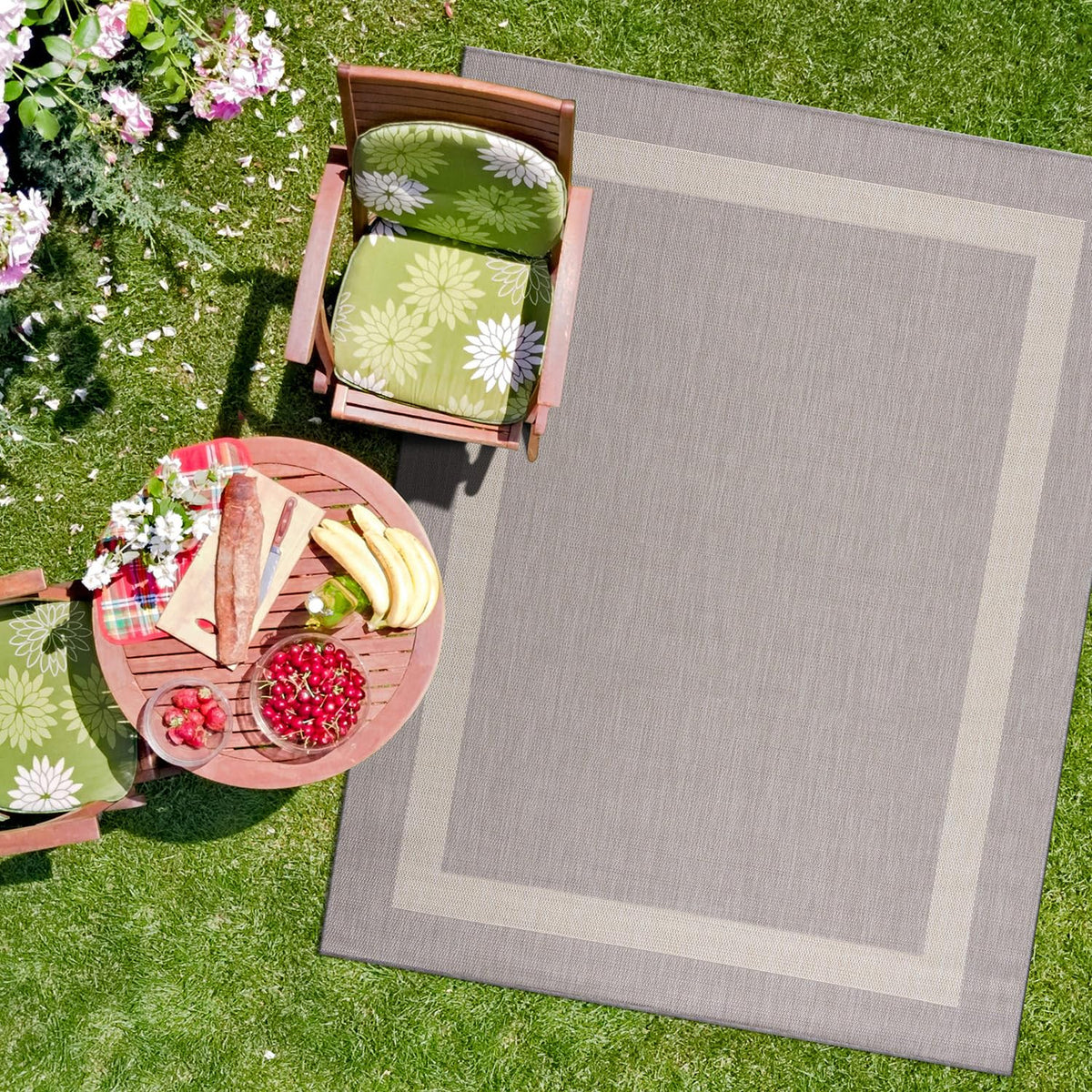 CAMILSON Outdoor Rug 6x9, Modern Outside Rugs for Patios Porches Waterproof Durable Washable Non-Shedding, Easy-to-Clean Indoor Outdoor Area Carpet (6 x 9, Bordered - Blue/White)