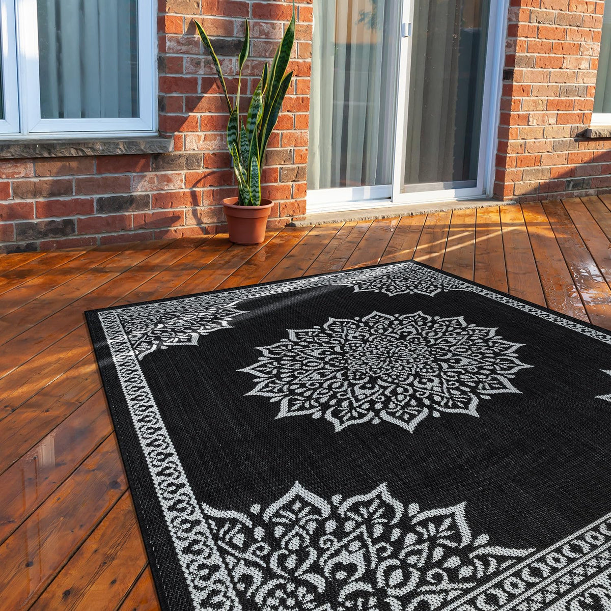 CAMILSON Outdoor Rug 6x9, Modern Outside Rugs for Patios Porches Waterproof Durable Washable Non-Shedding, Easy-to-Clean Indoor Outdoor Area Carpet (6 x 9, Bordered - Blue/White)