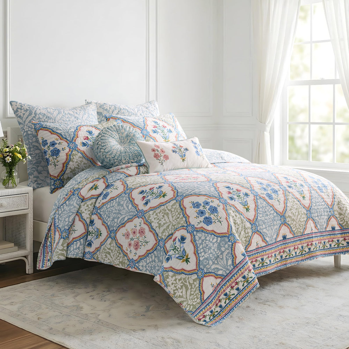 Levtex Home - Zoey Quilt - King - Floral - Blue Yellow Green Pink White - Quilt (106x92in.) - Reversible - Cotton