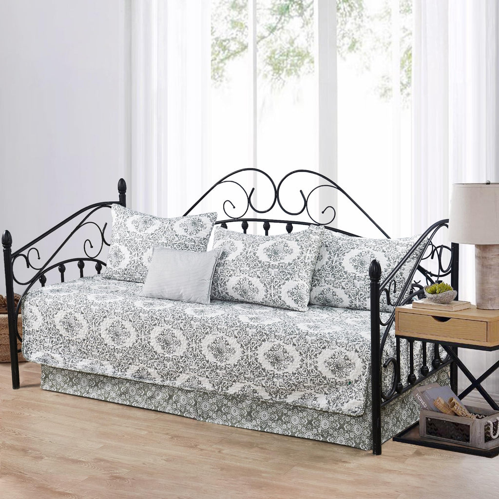 HESTIN 4Pcs Sky Blue Scallop Daybed Cover Set 75"x39" Petunia Embroidery