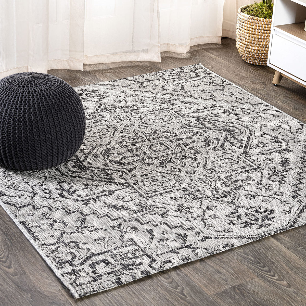 JONATHAN Y Boho Medallion Indoor Outdoor Area Rug 9X12 Navy/Gray, Estrella Textured Weave for Backyard, Patio, Porch, Easy-Cleaning, High Traffic, Pet-Friendly, Non-Shedding (SMB105B-9)