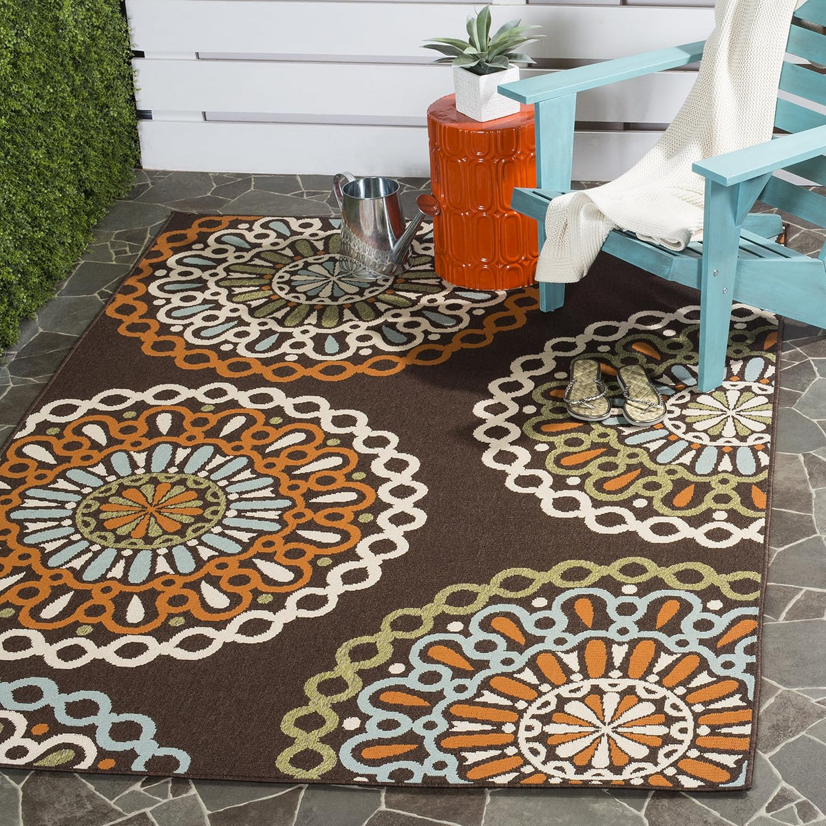 SAFAVIEH Washable Rug Outdoor Veranda Collection - 8' x 11', Cream & Blue, Non-Shedding & Easy to Clean, Ideal for Patio, Backyard, Mudroom (VER092-0615)