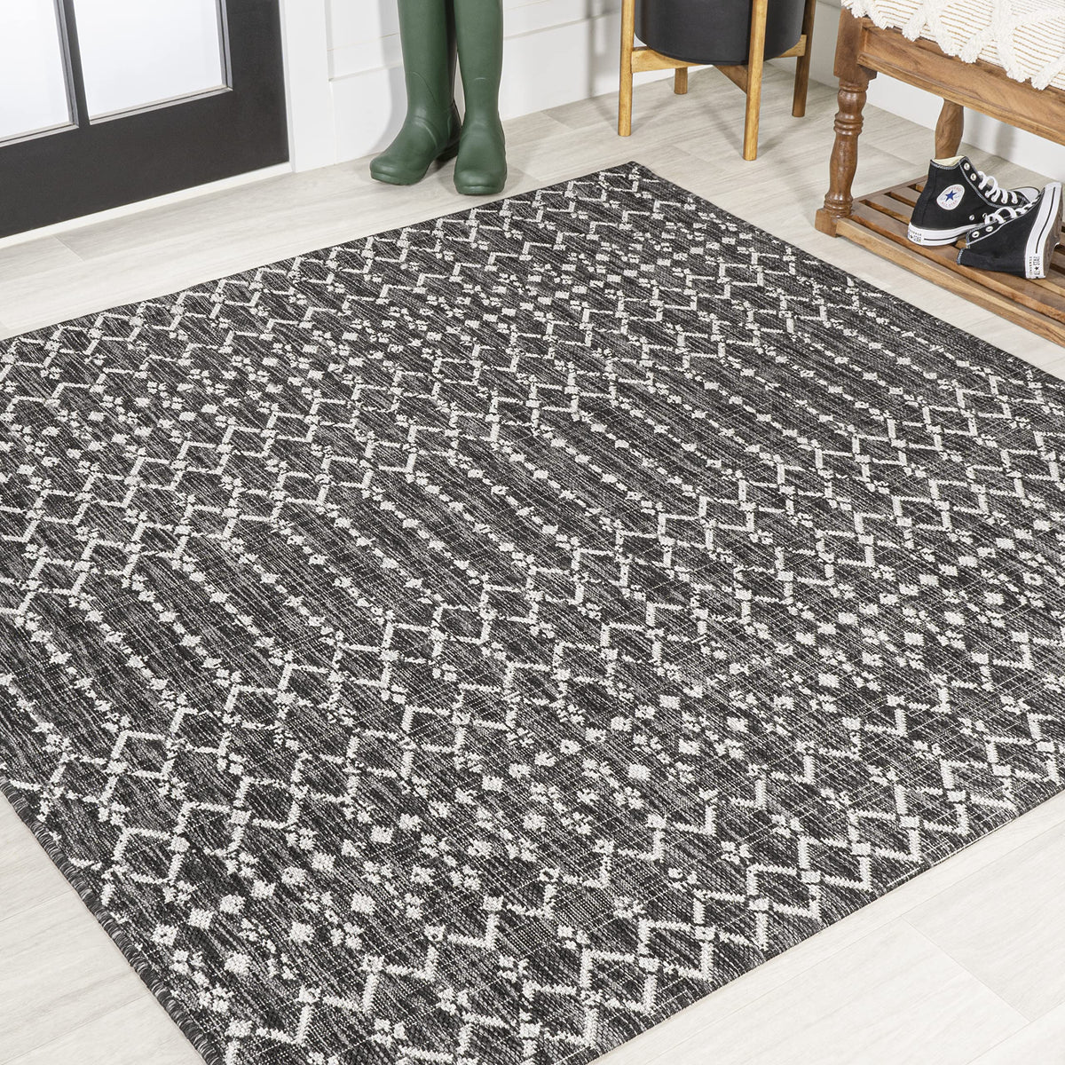 JONATHAN Y Moroccan Geometric Indoor Outdoor Area Rug 8X10 Natural/Black, Ourika Textured Weave for Backyard, Patio, Porch, Easy-Cleaning, High Traffic, Pet-Friendly, Non-Shedding (SMB108D-8)