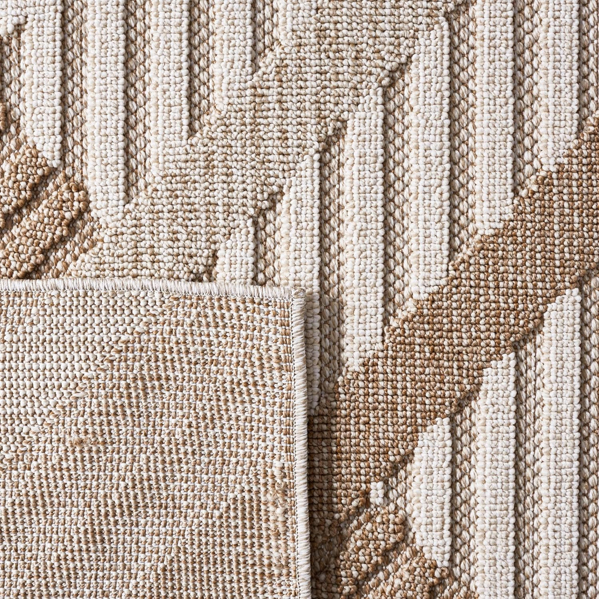 SAFAVIEH Washable Rug Outdoor Global Collection - 8' Round, Beige & Light Beige, Non-Shedding & Easy to Clean, Ideal for Patio, Backyard, Mudroom (GLB220B)