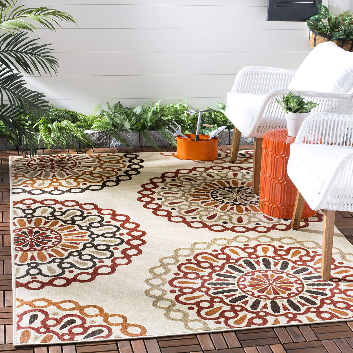 SAFAVIEH Washable Rug Outdoor Veranda Collection - 8' x 11', Cream & Blue, Non-Shedding & Easy to Clean, Ideal for Patio, Backyard, Mudroom (VER092-0615)